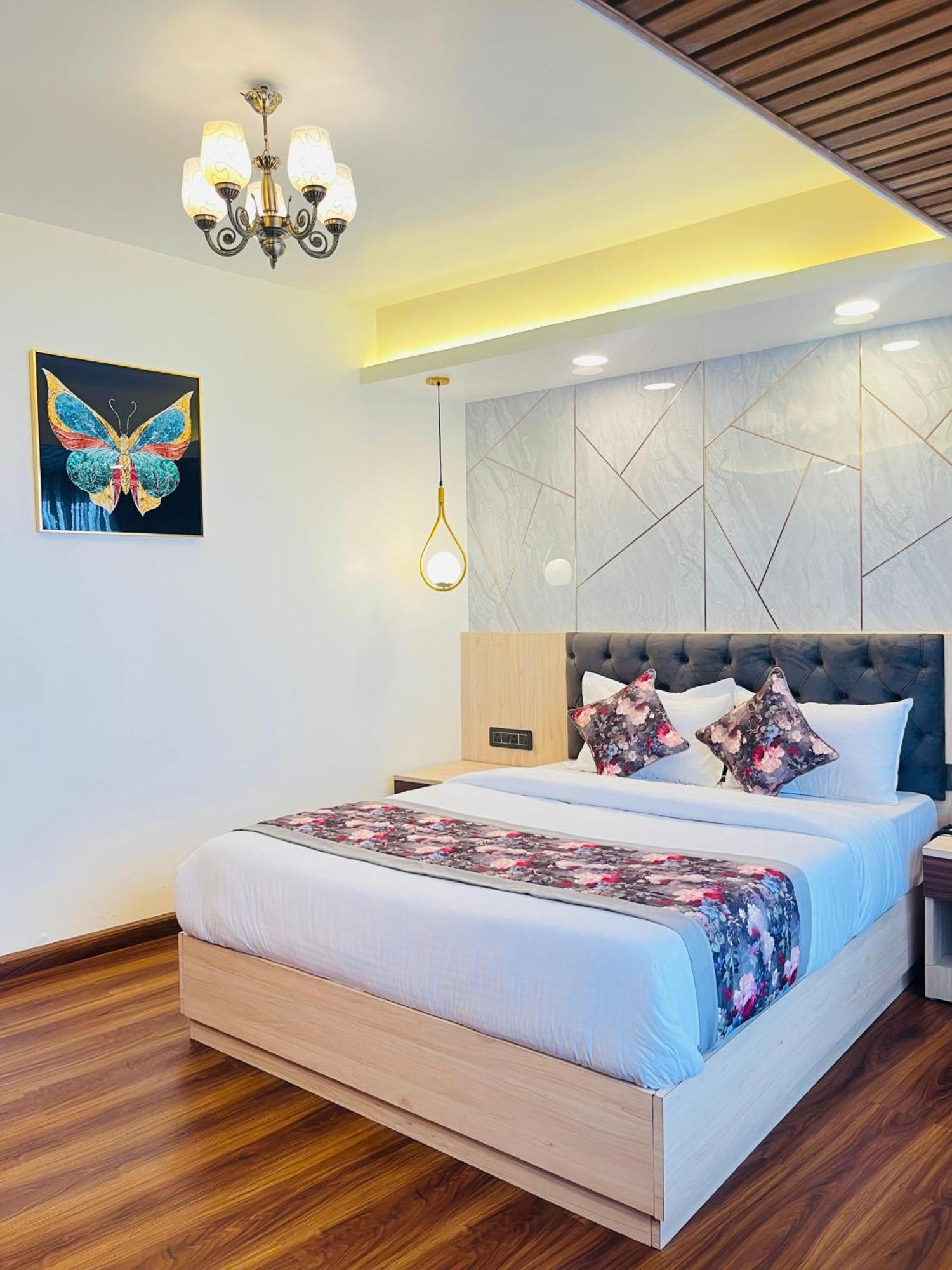 Hotel Broadway Boutique Mall Road Darjeeling - A Luxury Collection - Best Seller Zewnętrze zdjęcie