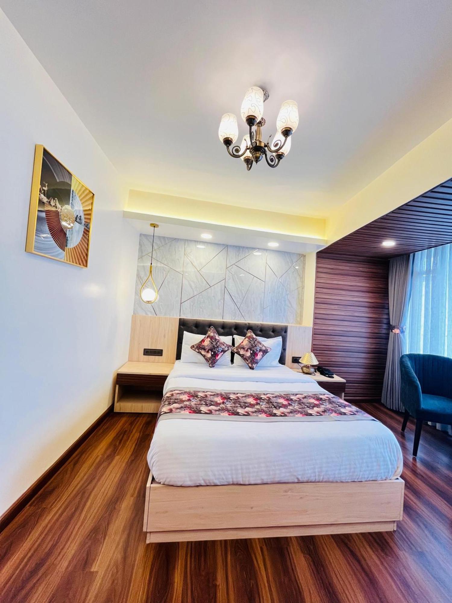 Hotel Broadway Boutique Mall Road Darjeeling - A Luxury Collection - Best Seller Zewnętrze zdjęcie