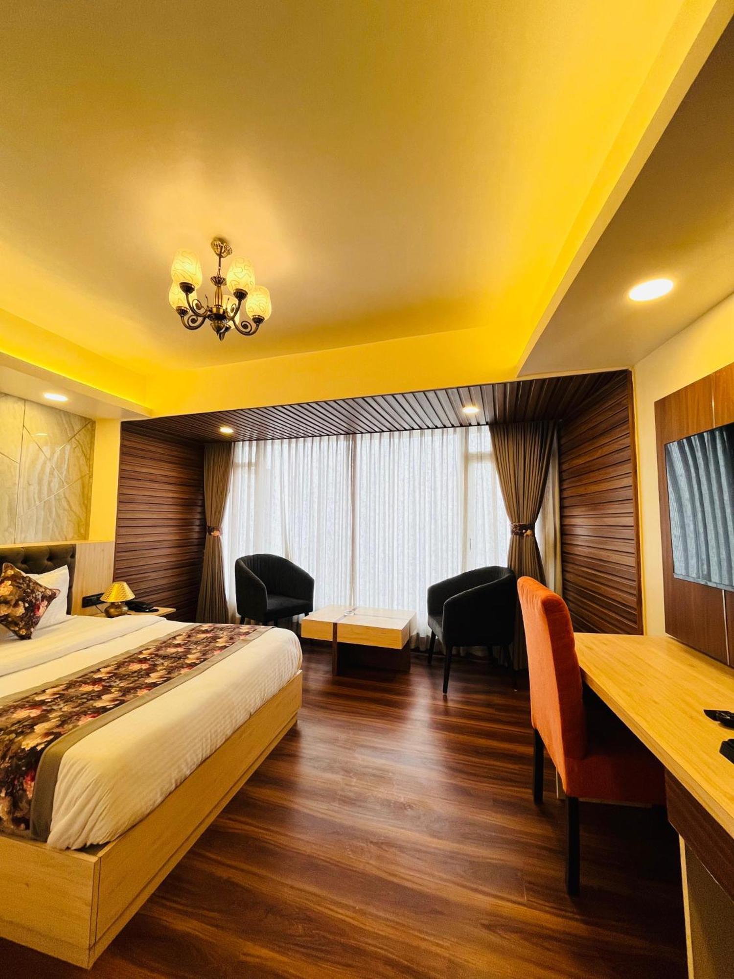 Hotel Broadway Boutique Mall Road Darjeeling - A Luxury Collection - Best Seller Zewnętrze zdjęcie