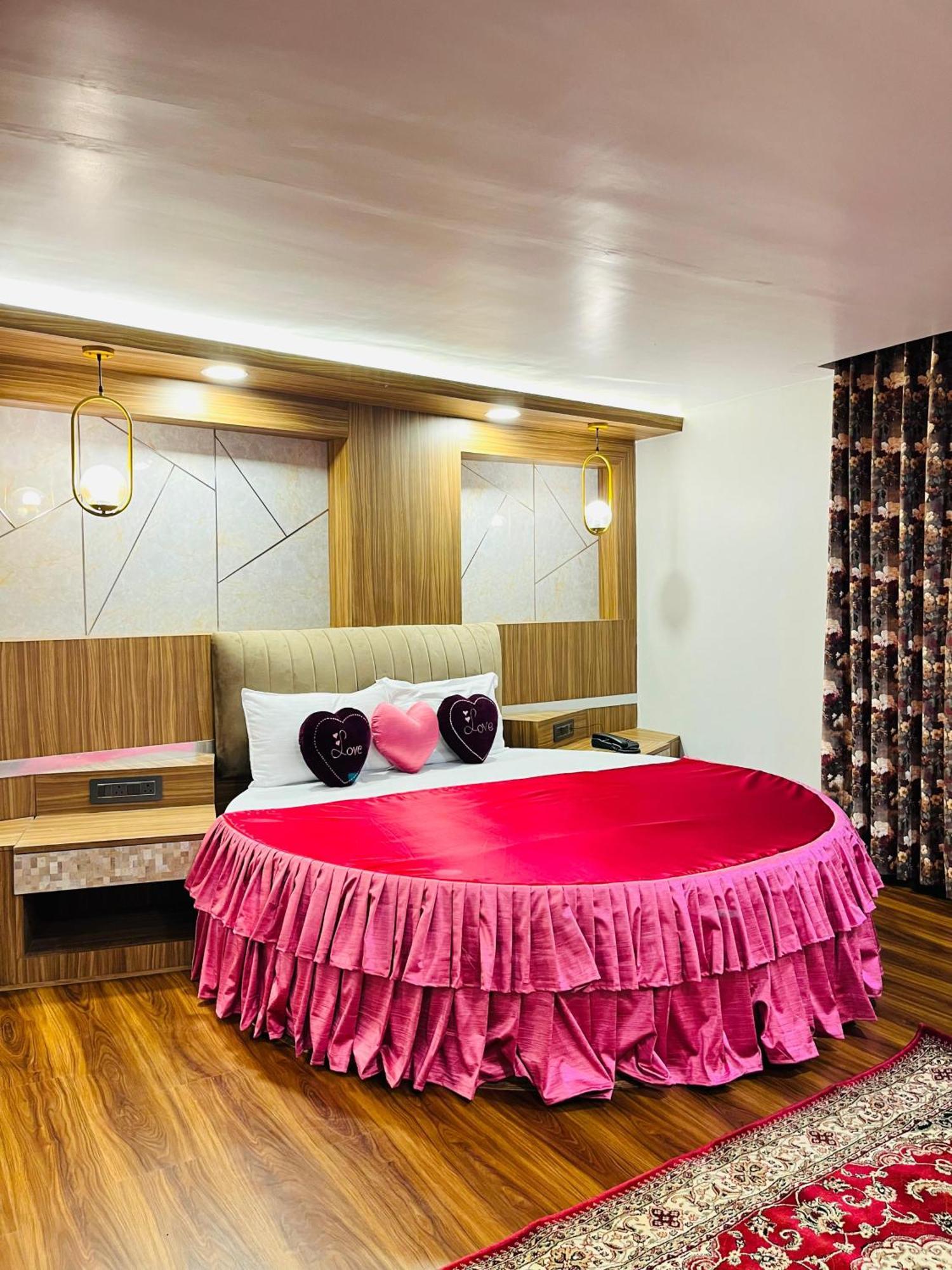 Hotel Broadway Boutique Mall Road Darjeeling - A Luxury Collection - Best Seller Zewnętrze zdjęcie