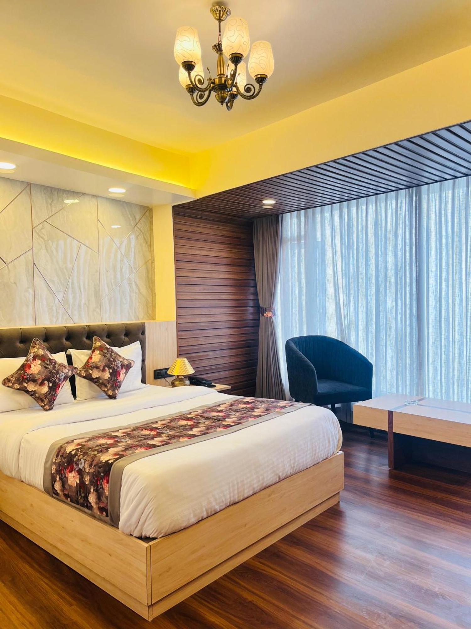 Hotel Broadway Boutique Mall Road Darjeeling - A Luxury Collection - Best Seller Zewnętrze zdjęcie