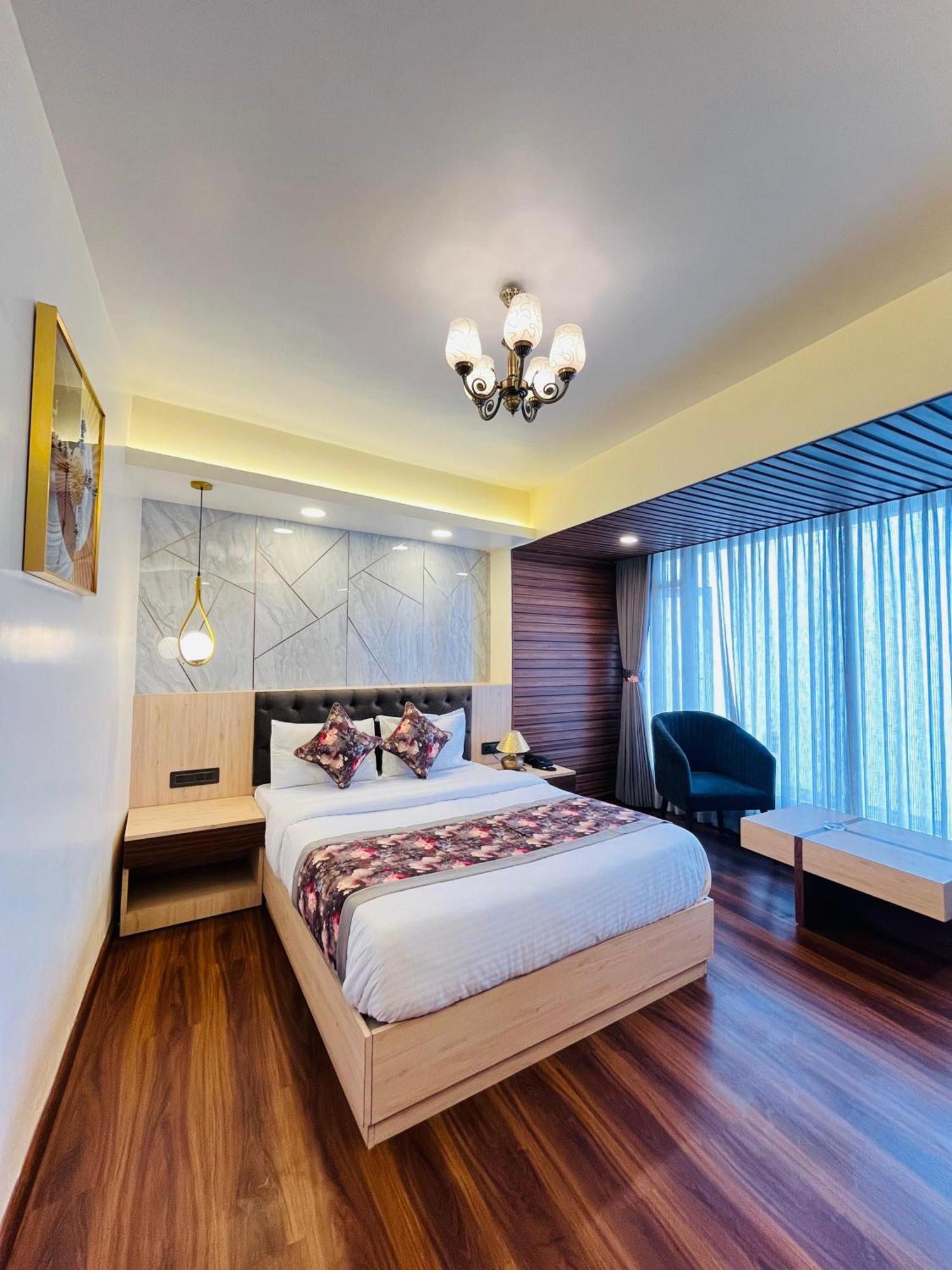 Hotel Broadway Boutique Mall Road Darjeeling - A Luxury Collection - Best Seller Zewnętrze zdjęcie